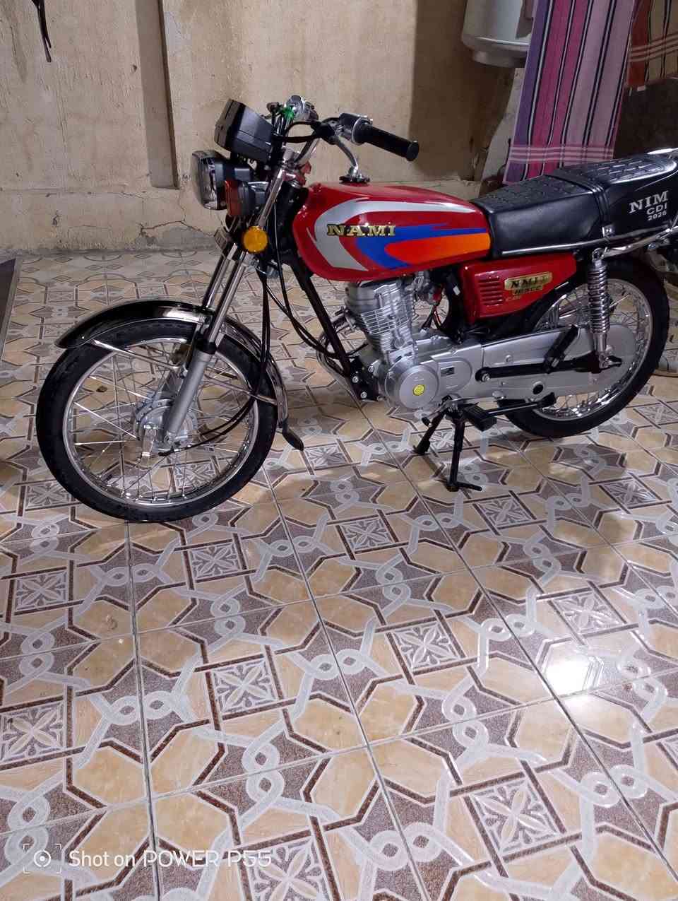 سلام عليكم دراجه لبيع نامه امتياز 3احرف شبه الشلامجه مكفولة كفاله عامه موديل 26الاستفسار تصل ***********
