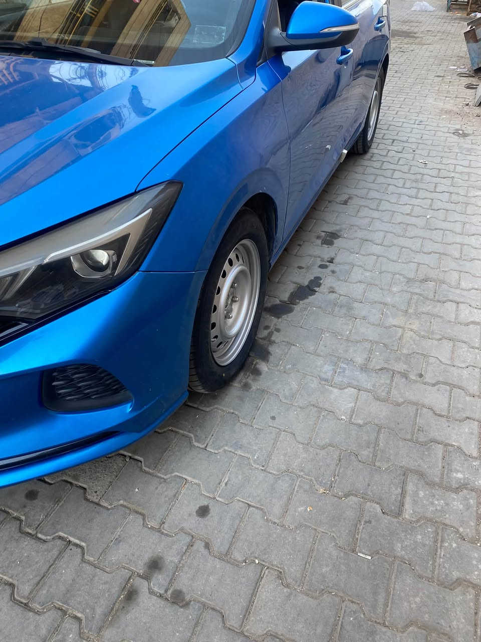 السلام عليكم ايدو بلاس موديل ٢٢ مطلوبه للشركه ٧ وربع اريدها مراوس بسياره وهوه يسد البقيه التواصل عبر الرقم *********** مكانها بغداد كاضميه
