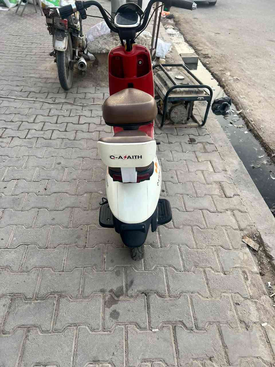 شاحنه • بطاريات جديد • تايرات جديد