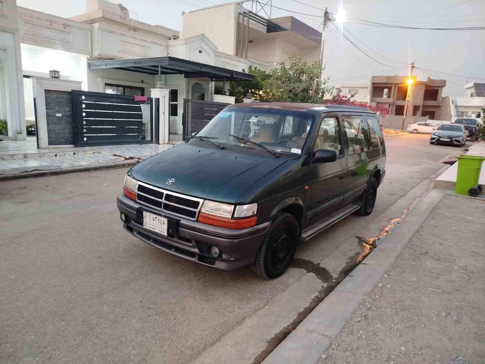 كلايزر موديل ١٩٩٢ محرك وكير كامري تبيرد شغال كير اوتوماتيك سيارة جاهزة طاير جديد صدر امامي وخلفي جديد سنوية مشروع وطني وكوبون بانزين موجود بدون ضرر بدون صبغ كله بلادي سعر ٤٢ ومجال عنوان كركوك شوراو ***********.......*********** كركوك, العراق
