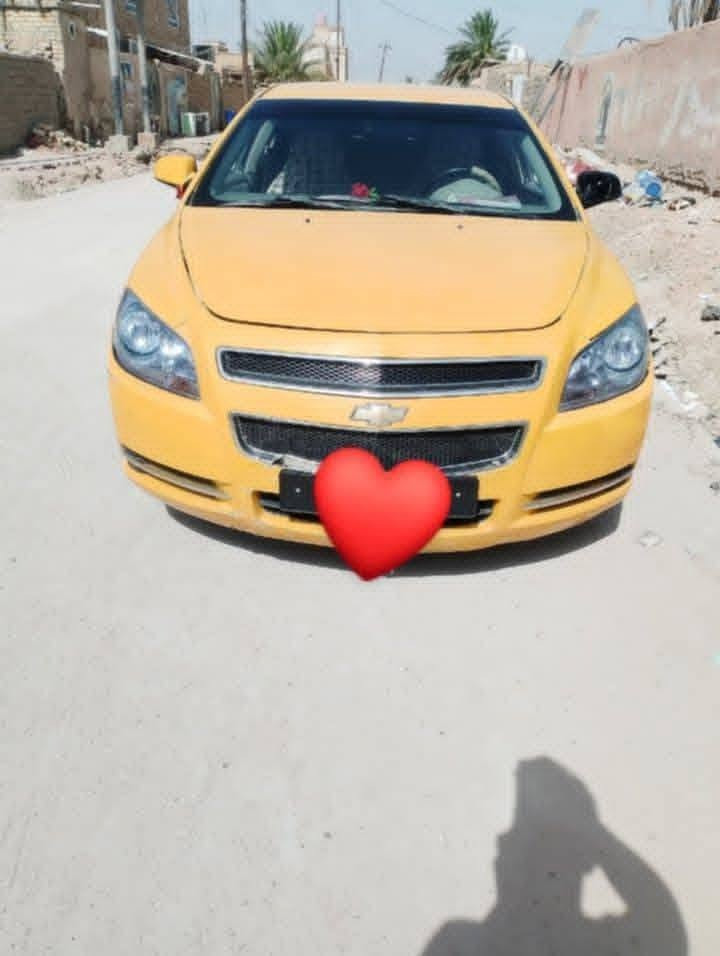 مالييو مديل 2012 مكفوله عام مكينه جديده +تدفئه +تبريد حداديه زينه كهربائيات شغاله من الطول للطول رقم صدامي راعيه ابغداد يحولك شوكت ماتريد مصفره غرامات بس عليها هيئه قليله كامره شاشه مكان السياره سوق الشيوخ السعر 51 وبيها مجال رقم ***********
