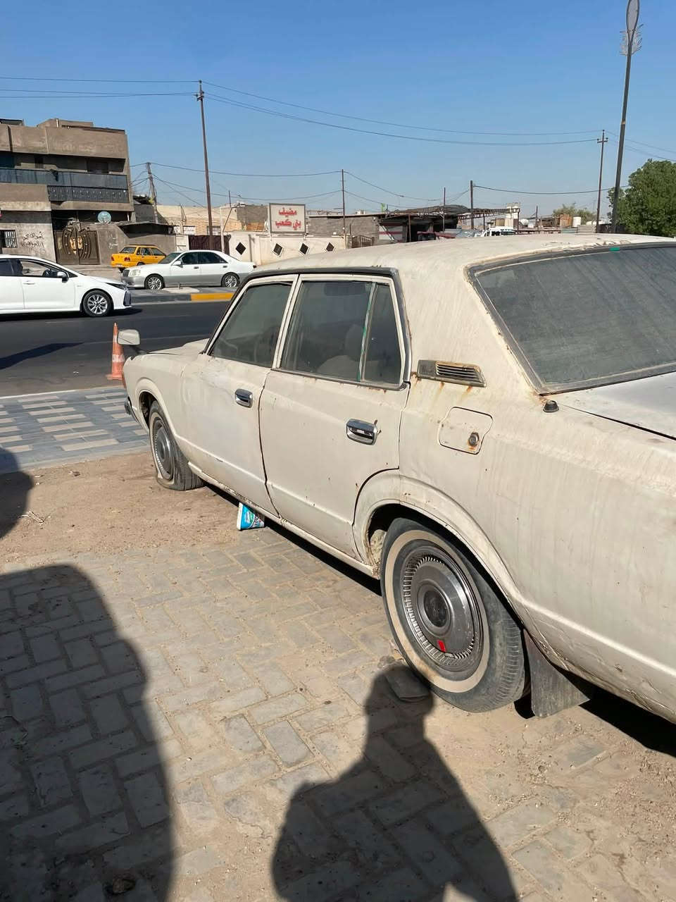 السلام عليكم (للبيع فقط)تويوتا كراون موديل 1979 رقم كركوك سنويه عاج مشروع وطني بسم صاحبي شرط تحويل مباشر او وكاله عامه 4 نمره محرك  4 سلندر بلادي كراون سياره تنباع عله وضعه جان تكسي تايرات ًجديده مكان بغداد منطقة بلديات رقم ***********
