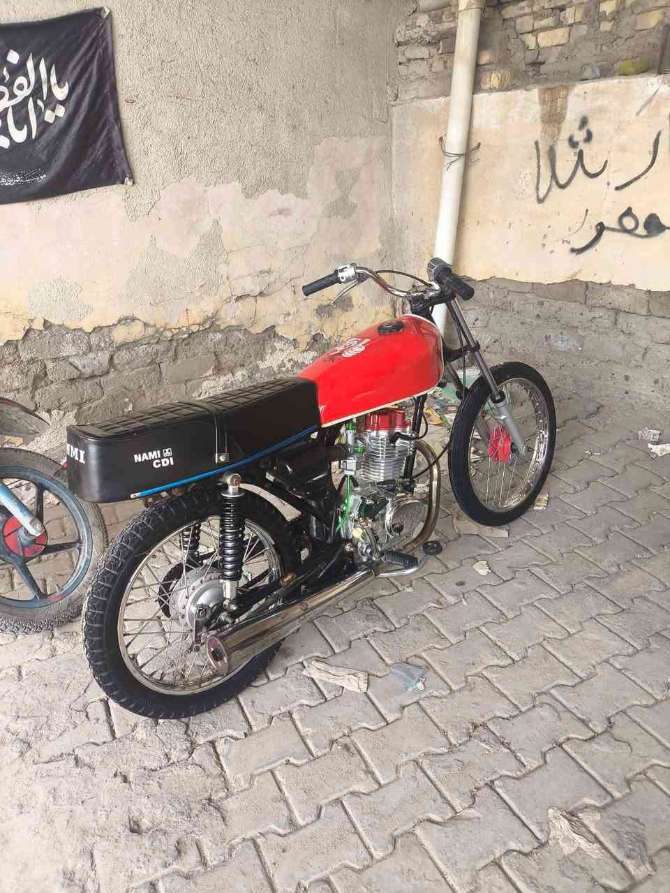 بو سلام عليكم دراجه البيع ادوات كفلك من العشاير من سرقه دراجه مكفوله كفاله عامه مكينه تيربو دراجه توا معمرا دراجه سامته صلبه سعر 700بيه مجال ***********
