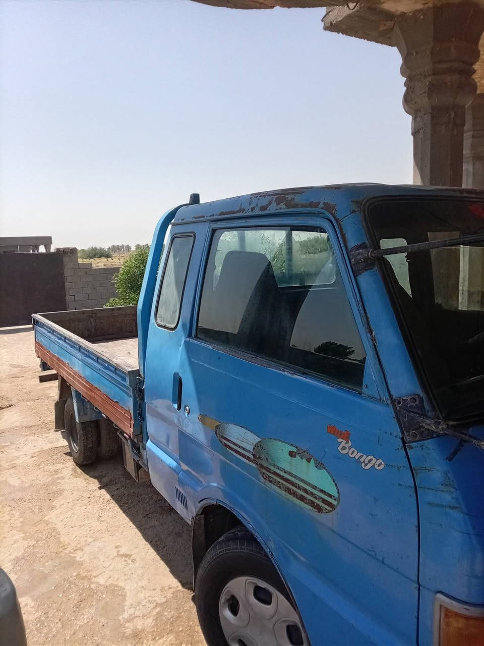 السلام عليكم كيا بنكو ٩٤السياره كير محرك اكسل كله جديد رقم بغداد نكليزي بسمي سنويه ٢٨ كهربائي كها شغاله كيلو متر السياره عليها منضومه زنون أصلي وباور دوشمه كلها شغال السياره ماتصرف عليها ربع مكفوله من كلشي  السعر٥٢وبيها مجال للاستفسار خاص او عل رقم ***********
