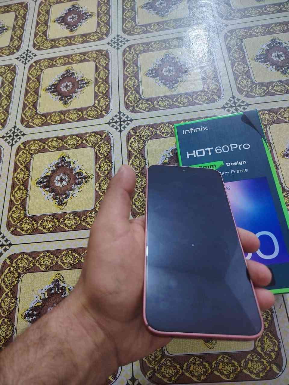 السلام عليكم جهاز هوت 60 برو ذاكرة 256 عشوائية 8+8 سعر 230 تواصل ***********
