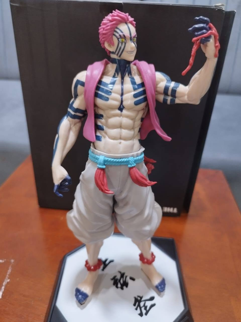 متوفر اكازا القمر العلوي الثالث من مجموعة انمي demon slayer 
30cm بطول
السعر اول تعليق
