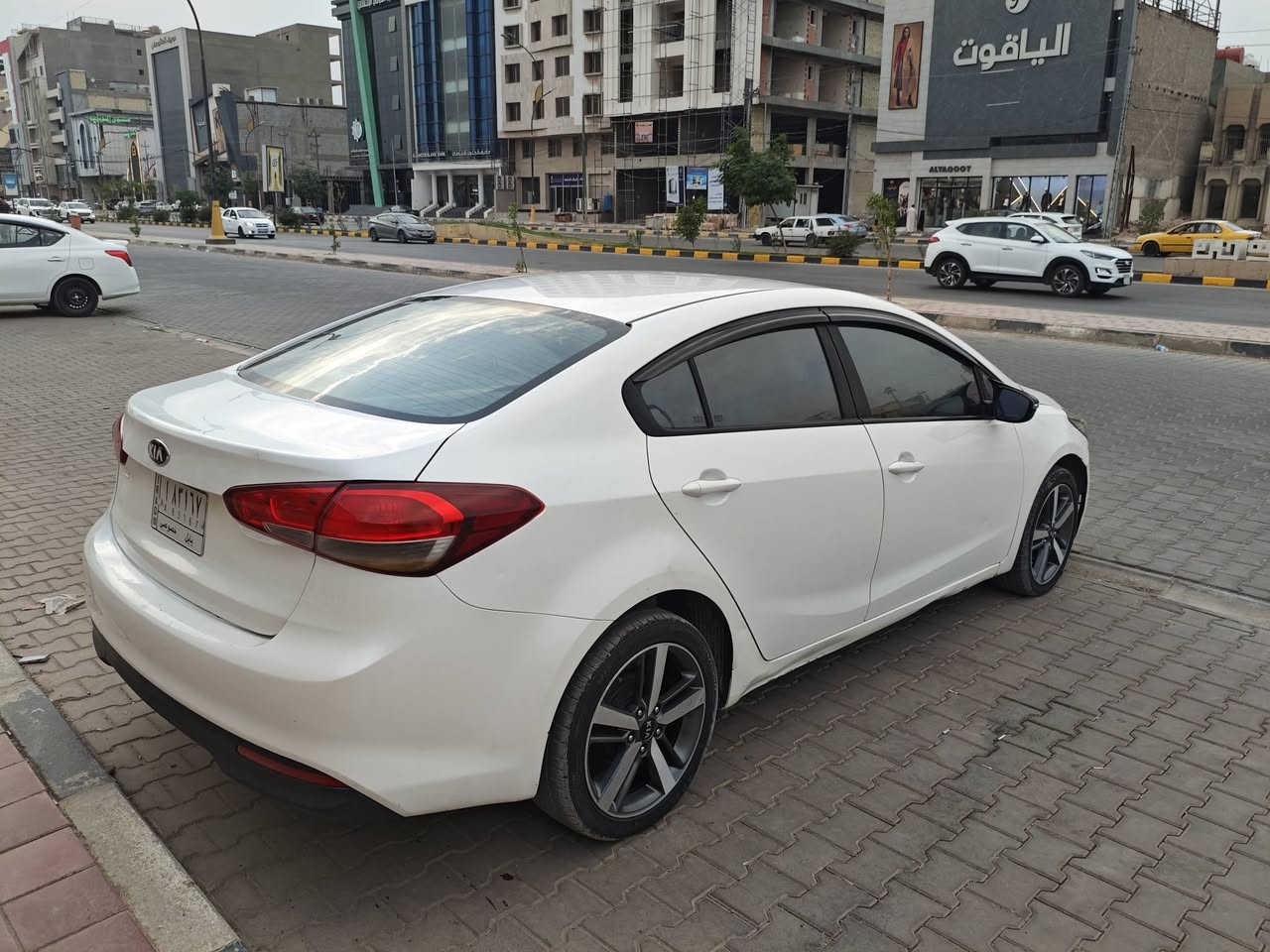 سيراتو ١٦٠٠ • ٢٠١٧ • رقم بابل