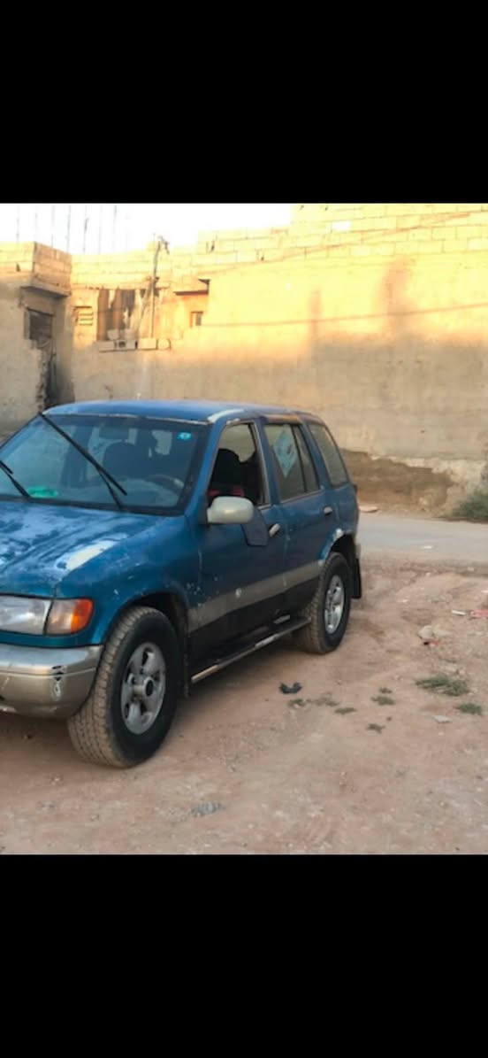 سبورتج ٩٤رقم بغداد باسمي
كير عادي فور ويل كير ومكينه بلاد بشرط 
صدر جديد تخم تاير جديد مابيها اي نقص سعر ٢٧ وبيها مجال الرقم ***********

نص مكتوب في الصور:
- ١:٠٦
- ١٢
- ديالي
- ١٥ تشرين الثاني، ٢٠٢٥ ٩:٠٤ ص
- تحرير
- بورتريه