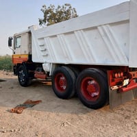 شاحنة • للبيع