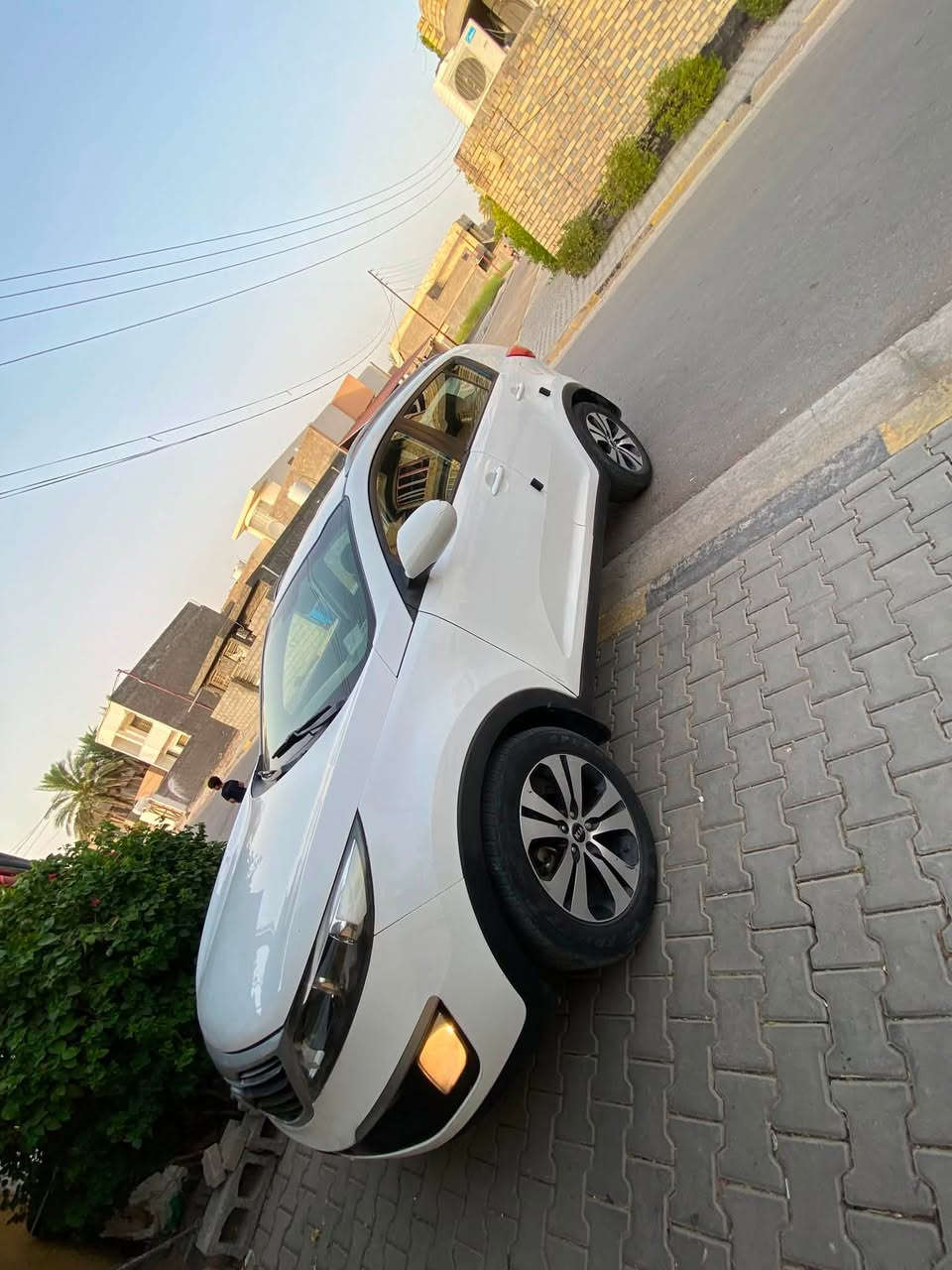 السلام عليكم
سبورتج موديل ٢٠٠١١ خليجي السياره جاهزه من كل النواحي مكينه كير تبريد تخم تاير صدر حداديه رقم بغداد تحويل الثاني اليوم مكفوله من صبغ ومن ضربه وفتح وتبديل مكان بغداد السعر 128  وبيه مجال *********** متوفر وتساب

