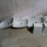 مغاسل معلقة • ستانلس • عدد ٣