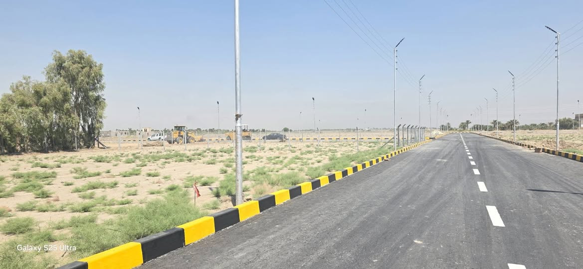 اخر 3 ألااف للبيع مناسبات كافه الخدمات اساله وكهرباء خطين ع طريق الدغارة ديوانية بل خمسة دونم ***********
