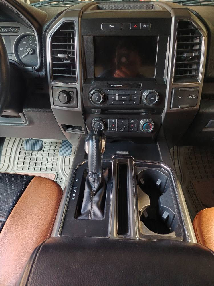 فورد F150 باب طويل بودي قصيرموديل 2018 محرك 6 توين توربو دبل اكسل مواصفات السياره XLT كشنات كهربائي وهيتر كير طرح 10نمر حساس خلفي كامره خلفيه لايتات ليد مرايات اشاره وتعتيم سكليتر يرفع وينزل كهرباىي تشغيل عن بعد كود بل الباب تبريد + ثلاجه  كير محرك اكسل كلها ابشرط رقم وسنويه وهزه كلها جديد باسمي ثاني يوم تحويل السياره ماشيه 26  ميل وبنسبه للحادث بنيد وباب خلفي بدي وارد امريكي السياره  صبغ جامرلغ وبنيد  دواخل بدون ايرباك بدون لغود بدون شاصي مكان السياره بغداد
السعر 190 وبيه مجال الشراي
رقم *********** بغداد, العراق

نص مكتوب في الصور:
- إدخال نص