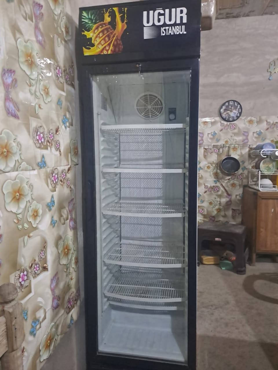 للبيع مستخدمه شهر يتواصل وياي بس على الواتساب فقط ***********
