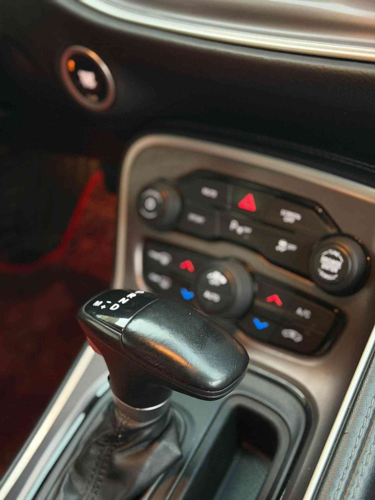2022 gt 
37.mil
حادث قطعتين .جاملخ سايق او بنيد و بي مكانين بارد و بي دواخل بدون لحيم بدون كص
بطاقة بانزين موجود
مكان كركوك
***********
