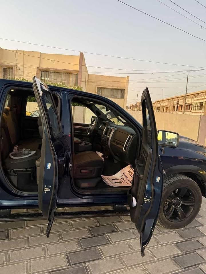 للبيع رام
🚘 الموديل: ram 2022 كلاسك باب قصير
🌍 الوارد: أمريكي
🎨 اللون: أزرق نيلي
📍 الرقم: بغداد  
🛣️ الممشى: 64 ألف كم
🛻 عدد الإسطوانات: 8 cylinders 

المواصفات:
✅ دفع رباعي (فور ويل)
✅ تشغيل بصمة
✅ شاشة كبيرة
✅ حساسات خلفية
✅ كاميرا خلفية
✅ مقعد كهربائي
✅ قير أوتوماتيك
✅ مكيف ممتاز
✅ نظافة داخلية وخارجية عالية
📍🛻 مكان السيارة : بغداد العامرية

✅ بلا مراوسة بيع فقط

للتواصل

*********** اتصال و واتساب.
