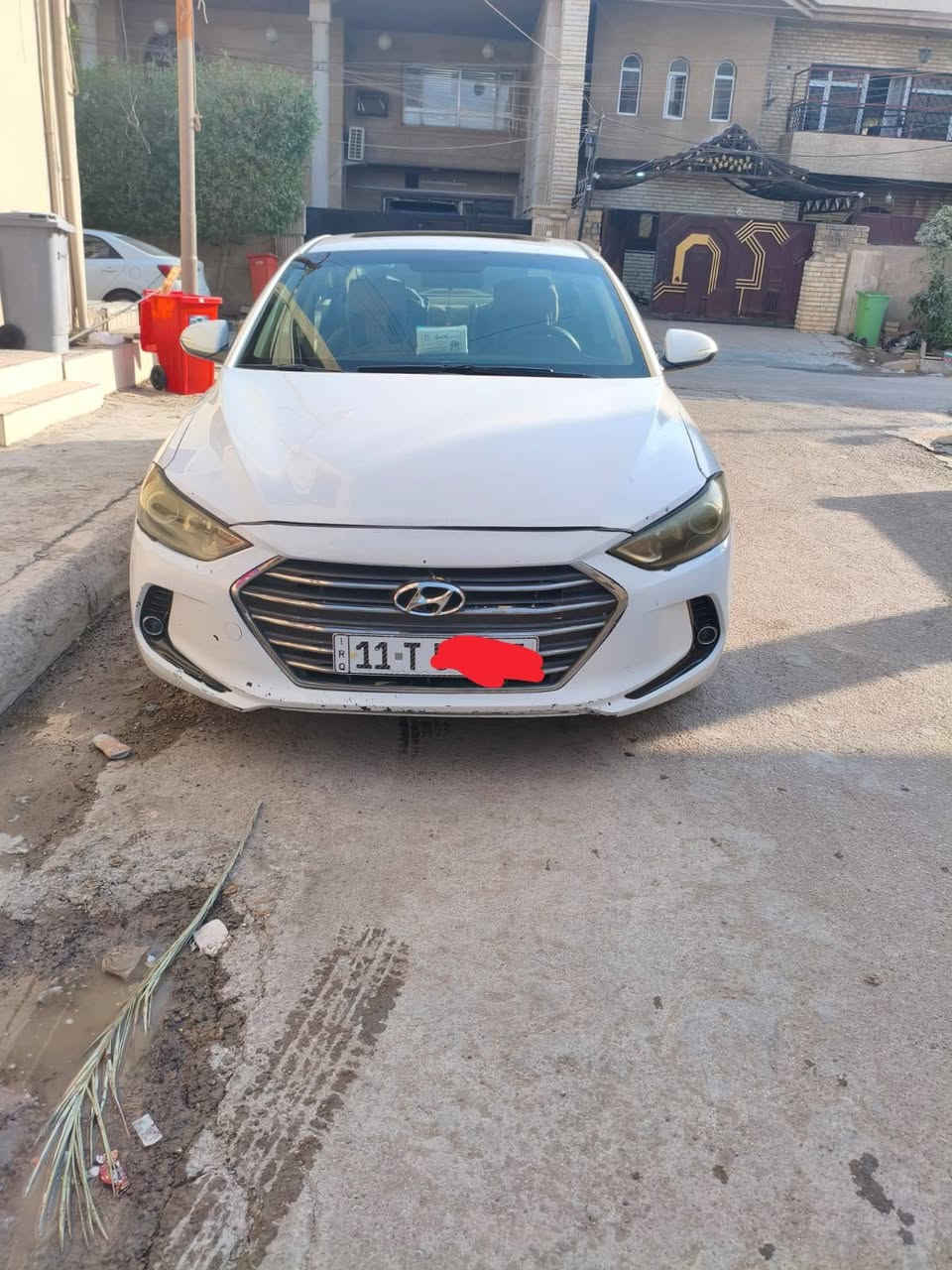 سلام عليكم الانتر موديل 2018 خليجي 
السياره جدية كلش بمعنا الكلمه وكلشي موضح بل صور حته السونار موجود واي ستفسار اتصل *********** تحياتي الكم بغداد, العراق

