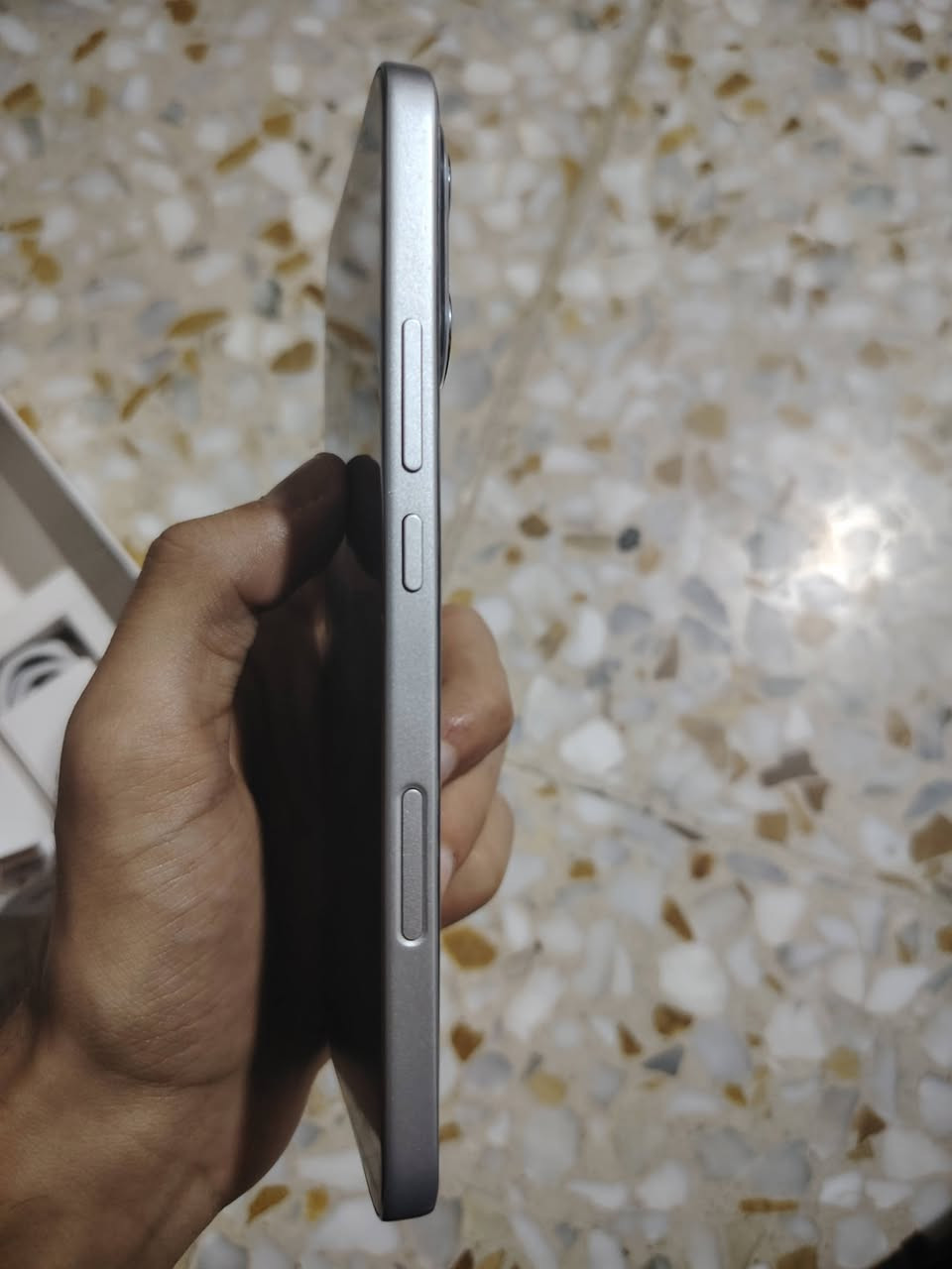 ®®جهاز هونر 400 لايت ®®
الجهاز نضيف كلش شخطه مابي
مواصفاته موجودة بالصور
زر مخصص للكاميرات
غراضه كامل شاحنه 66 واط
السعر :290 الف
مكاني :موصل ايمن مشيرفه
رقم الهاتف:***********
