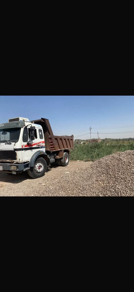 تك موديل ١٩٨٥
فرنسي صاصي مبطن بلادي 
رقم أنبار باسمي 
مكينه ٨ محسن 
كير ١٦٠ 
قماره وربع 
بدي تسكام نجف 
مكاني بابل ‭***********‬
***********

