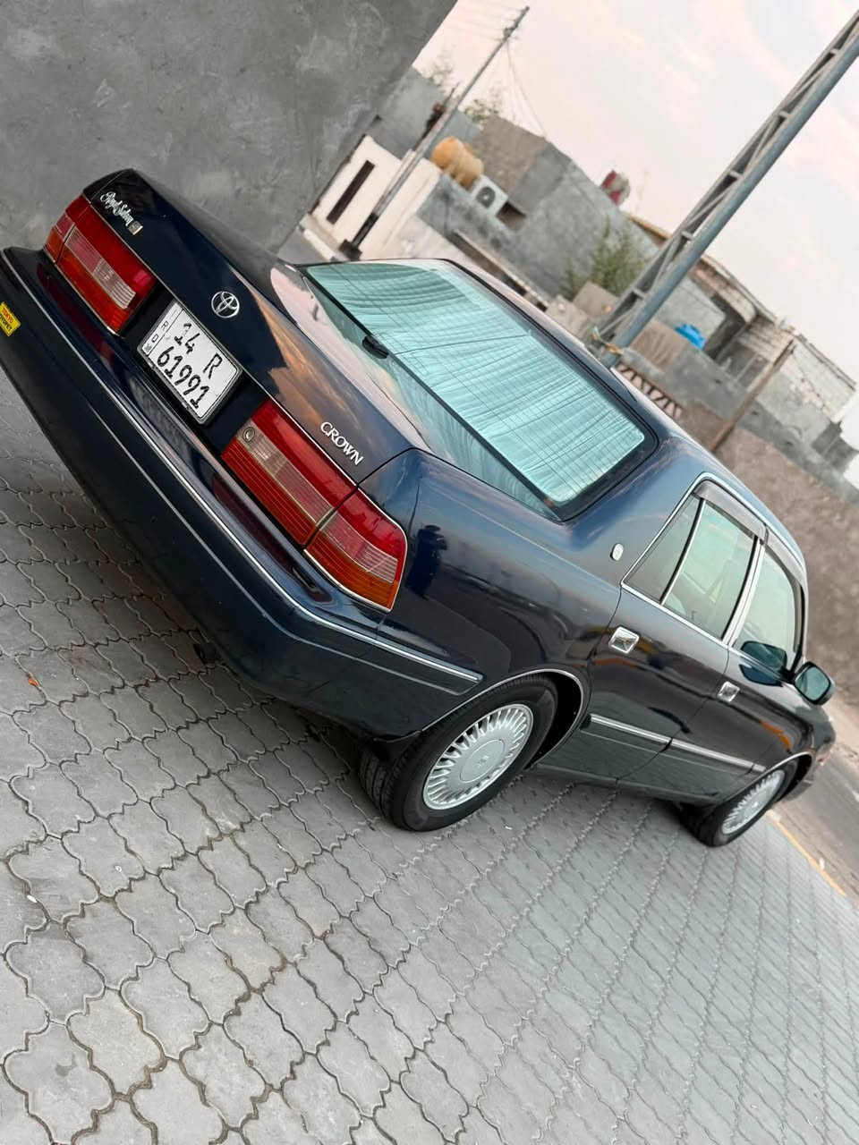 السلام عليكم راس ثور تكم الون نيلي مديل 1999 اصل رقم بصره انكليزي فول فول للاخير 5 دكم شاصي 155 كفاله من الكصه ونقل جثه والعيب شرعي كير مكينه بلكارتون حداديه طوبه تبريد ثلج سياره مال جناي جاهزه من كلشي اي نقص مابيها سنويه مجدد ال 2031 عنوان البصره السعر 93 
***********
