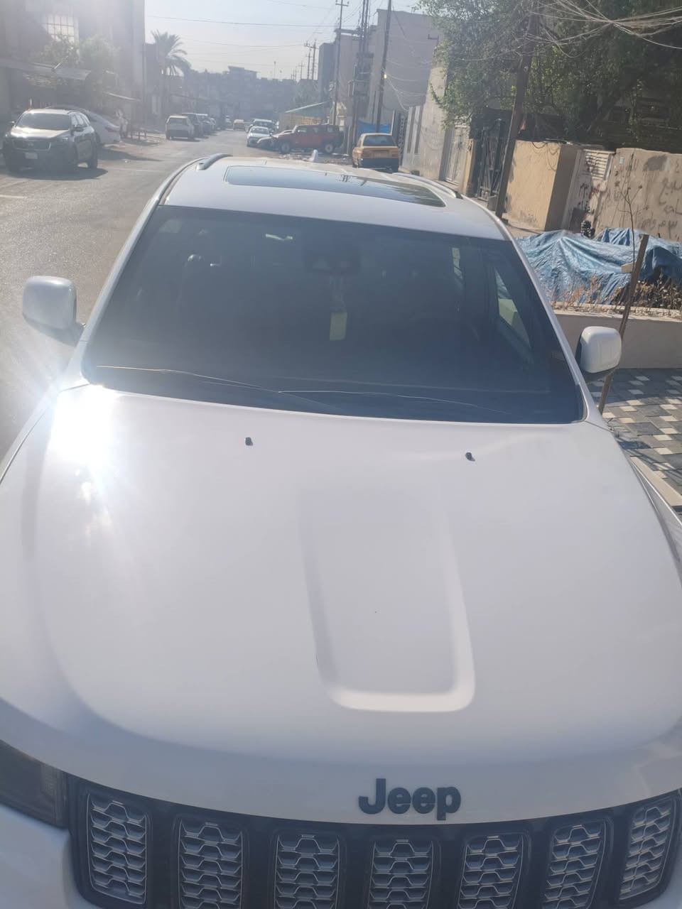 السلام عليكم
جيب شيروكي ٢٠٢١ وارد امريكي ماشية ١٧ الف فقط نضافة ١٠٠٪ تقريرها غرك بدون حادث باسمي فتحة ب القمارة دفع رباعي سبورت رياضي السعر ٢٧٥ ورقة العنوان بغداد الطالبية 
***********/***********
