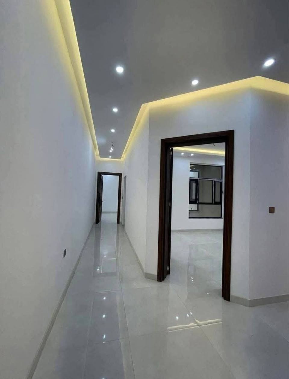 سلام عليكم  ((#صباغ )) واجهيات داخل وخارج  شبابيك+  ابواب
هذا رقمي  ***********واتساب .. مكاني #نجف #الاشرف
