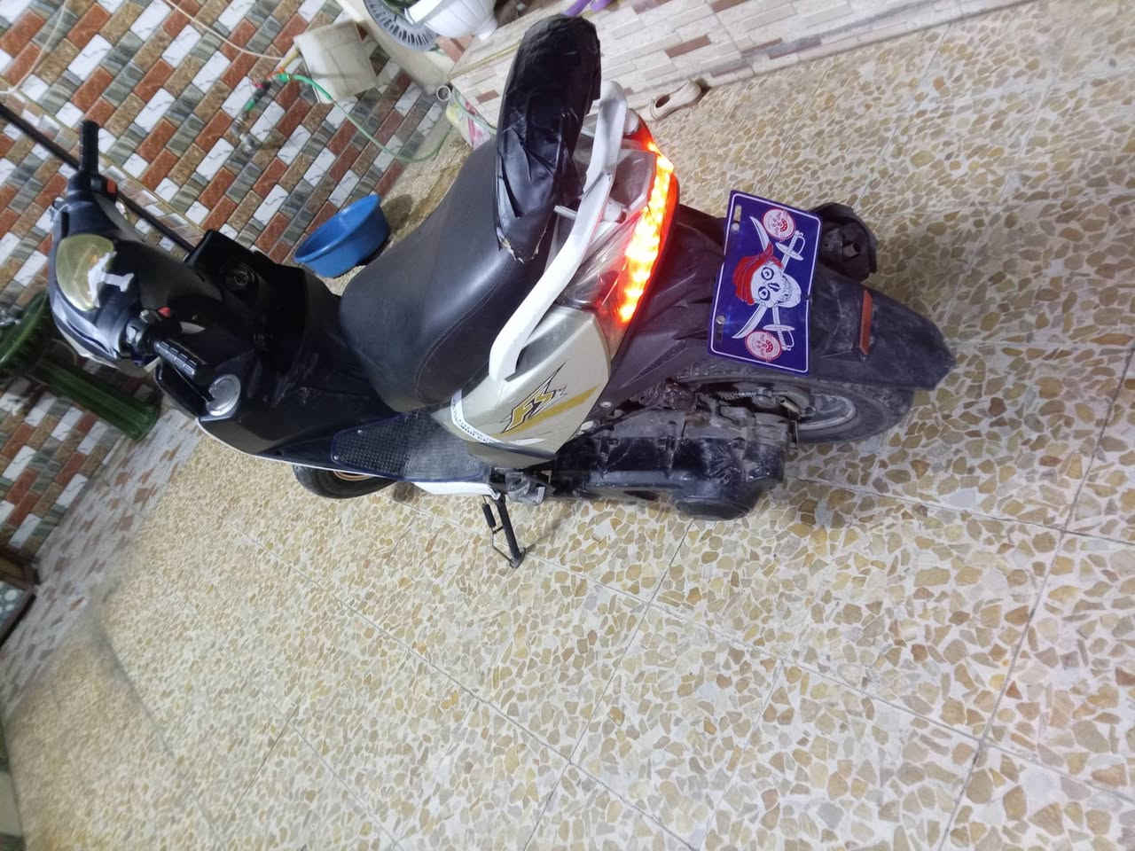 ماطور نضيف مال جناي ناريه كله شغاله ماطور امعمر جديد مكان الموصل حي القاهره وسعر350👍***********
