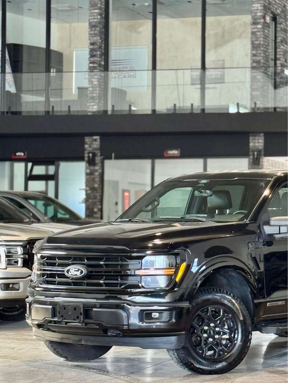FORD F150 HYBRID XLT 2024
فۆرت F150 مۆدێل 2024 مواسەفات
Xlt 
ڕەنگی ڕەش
مەکینە 6 بستۆن تۆربۆ 3.5
مواصفات فولل بێ پانۆراما
:-گێچ ئەلیکترۆن
:-٤ کامێرە 
:-ئاوێنە فۆتۆ
:- كاميرا 360
:- شحن وايەرليس 
:- 4✖️4 ( دبل اكسل ) 
:- کۆد ده رگا
:- شاشة گەوره 
:- لايت زينون 
:- رادار پێش و دوا 
:- رادار ئاوێنه 
:- حساس پێش ودوا 
:-کوشن کارەبا 
:- کوشن گه رم  
کوشن سارد
کوشن جڵت
:-برێك كاره با 
:- بروجكتر LED 
زۆر مواسەفاتی دیکە
تەنها یەک چەمەلخ بۆیاخە بۆنیت بیلادە بێ ناو گرتن ئێرباگ سوکانو شان تەقیوە
گێر و مەکیەنەی بەشەرت 
هیچ کێشەیەکی تێدا نییە 
375$
ڕەقەم تەلەفون
*********** السليمانية, العراق
