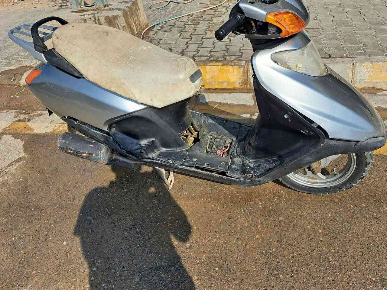 سبيسي • ماليزي • عاوزه كهربا