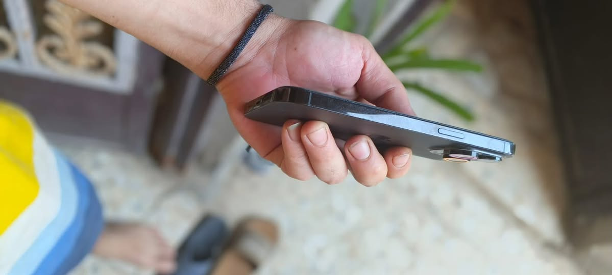 السلام عليكم متاح
ايفو14برو ماكس بطاريه 84ًشحنه جداً حلو 
شرق اوسط ثلاثAAA
مستبدل شاشه اصليه 

مكان ديوانيه سعر600
***********
