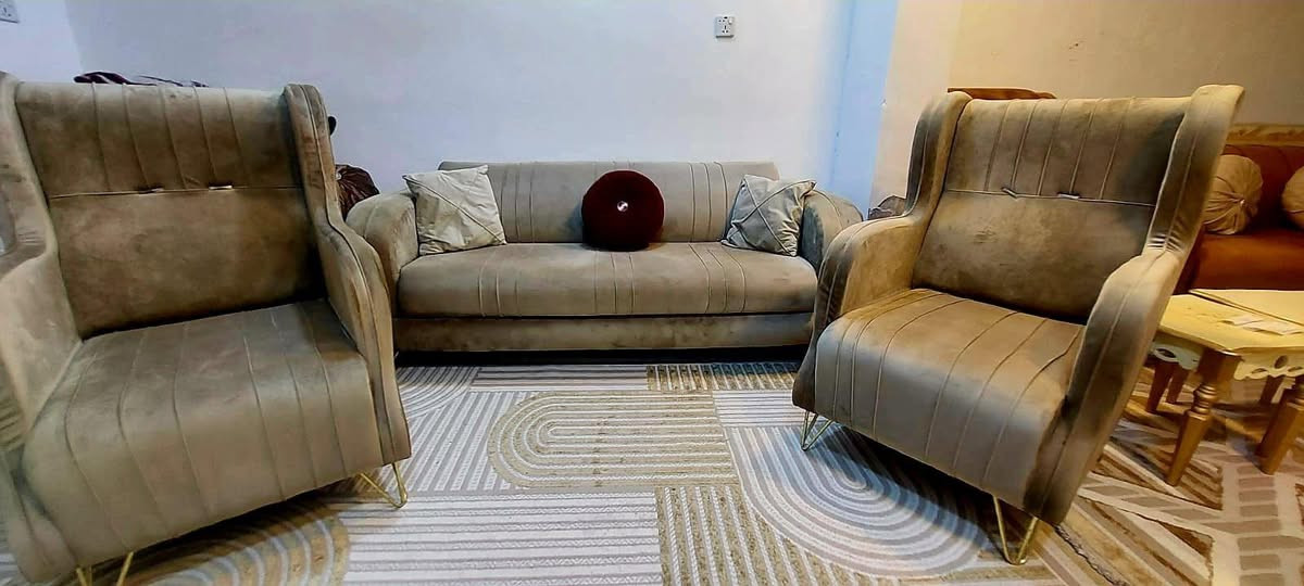 تخم+تركي+١٠+مقاعد+جديد++العنوان+ديوانيه+شارع+الخصيمه+سايدين+مقابل+زها+مول+جهة+قصابية+السجاد+داخل+الفرع+بالضبط+رقم+*********** ديوانية, القادسية
