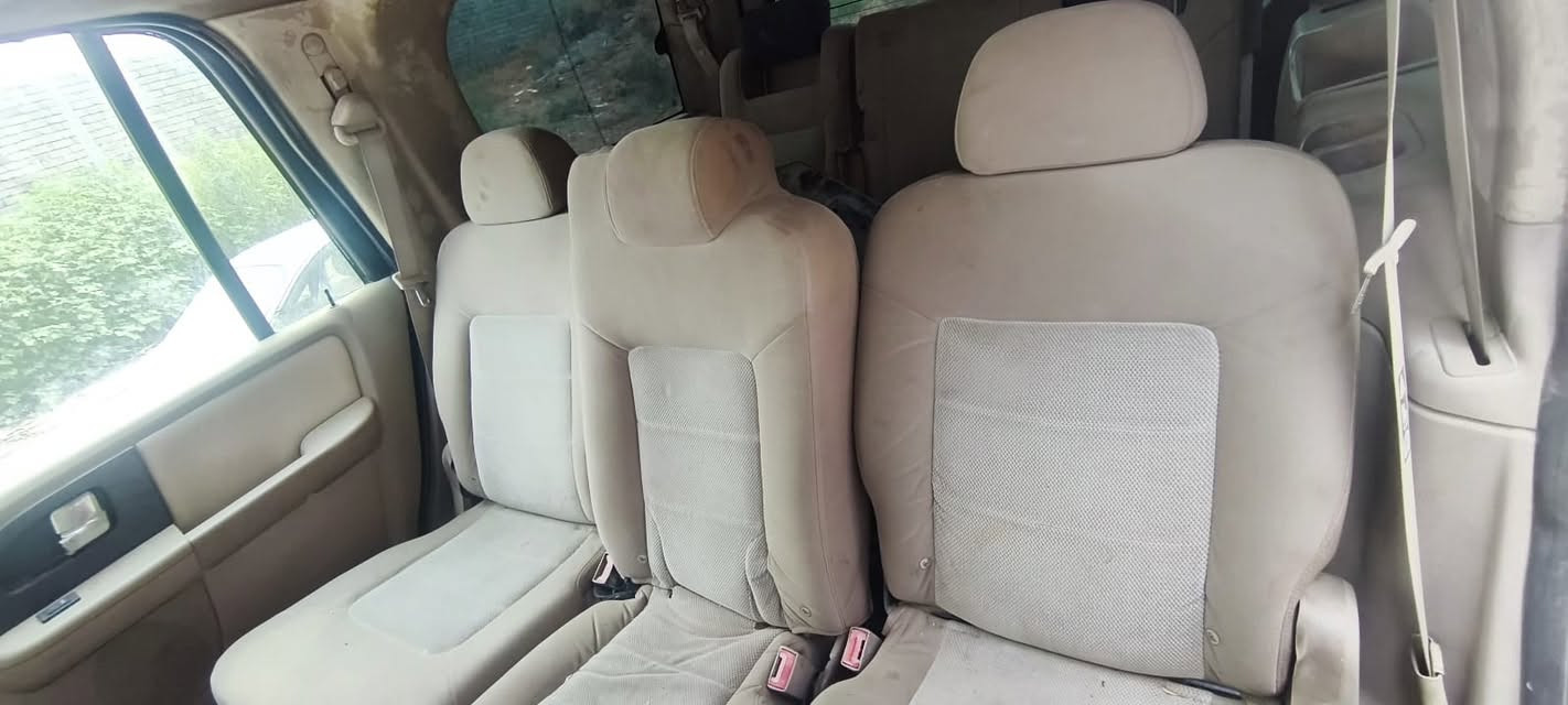 اكسبلورر 2009 • ما يشتغل • تواير نص عمر