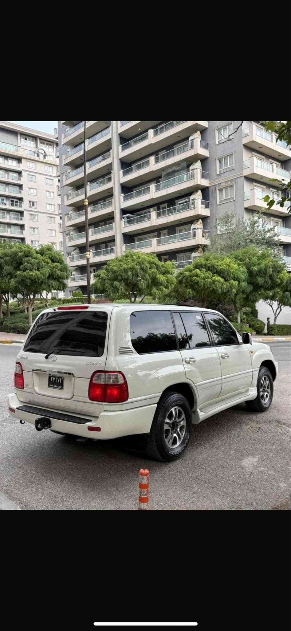 Lexus lx470 لێگزس
مۆدێل 2002 
کۆدی ئاسایشی بۆ کراوە )
فوول مواسەفات 
خلیجی 
دەبڵ ئەکسل 
‏٨ Airbag 
چوار جام کارەبا 
٣ شاشە و سڵاید 
ناوو زەرد 
گێچ لەیزەر 
تەبرید مەرکەزی 
قفڵ مەرکەزی 
کوشن سەیڤ و کارەبا 
کوشن جلد 
شاشە ئایپاد 
بیلاد جام ڕەش 
ئەکسلی قوفڵ
ئاریەڵ کارەبا 
چوار تایە و ویلی لۆکی لەژێرە 
١٧٤ هەزار ڕۆیشتووە 
٣ پارچەی بەس بەخی دووبەی واتە بەس پەمپە بێ مەعجون و دەعم لەسەر شوخت 
سەیارەکە ماڵی دۆستە و دوبەیە کەفالەتی هەموو شتێکی ئەکەم بەشەرتی ماڵی مەدەنی و حکومی نەبێت
گێڕ و مەکینە و ئەکسل بەشەرت زۆر لۆکە زۆر تازە ماوەتەوە 
ژمارە تەلەفون:***********
نرخ:١١٠ گەڵا  و مەجالێکی کەم السليمانية, العراق
