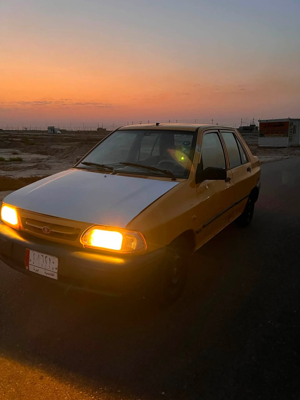 السلام عليكم 
سايبا موديل ٢٠١٥
مكفولة من التبديل 
مكينة كير مكفولات 
سيارة نضيفة كلش 
٤تايرات جدد شدهن قبل سبوع 
باتري جديد كلها خير من الله مناقصها شي 
راعيها موجود بلديوانية بنفس اليوم مداور 
عليها غرامات ٣٥٠الف 
بيها دحجه بسيطه كلش حتا مامبينه بلجاملغ الامامي 
سعرها ٣٢بيها مجال مكانها ديوانية 

***********
