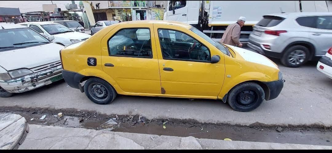رينو لوغان • بدون صبغ • باب السائق