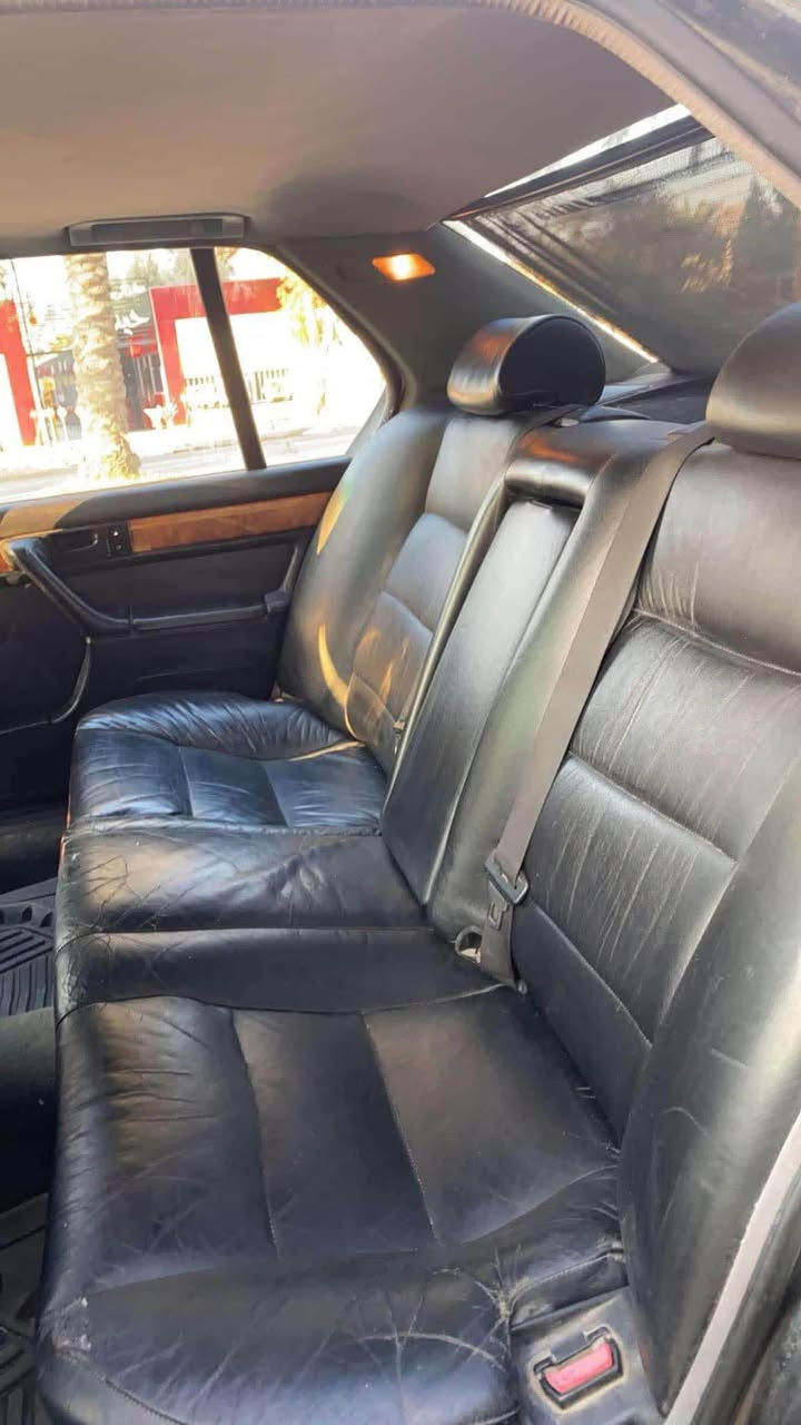 BMW 730 للبيع
موديل 1992 لون اسود رقم بغداد

🛑محرك كير شرط 
🛑بردة جام خلفية كهرباء
🛑كير توماتيك _جام كهرباء
🛑كراسي كهرباء 
🛑لايت زنون
🛑تبريد وتدفئة شغال
🛑ويل خلية تخم تاير جديد
🛑داخل جلد
🛑صبغ عام جمالية  
السعر 63$ 
للاستفسار الاتصال على الرقم
***********
