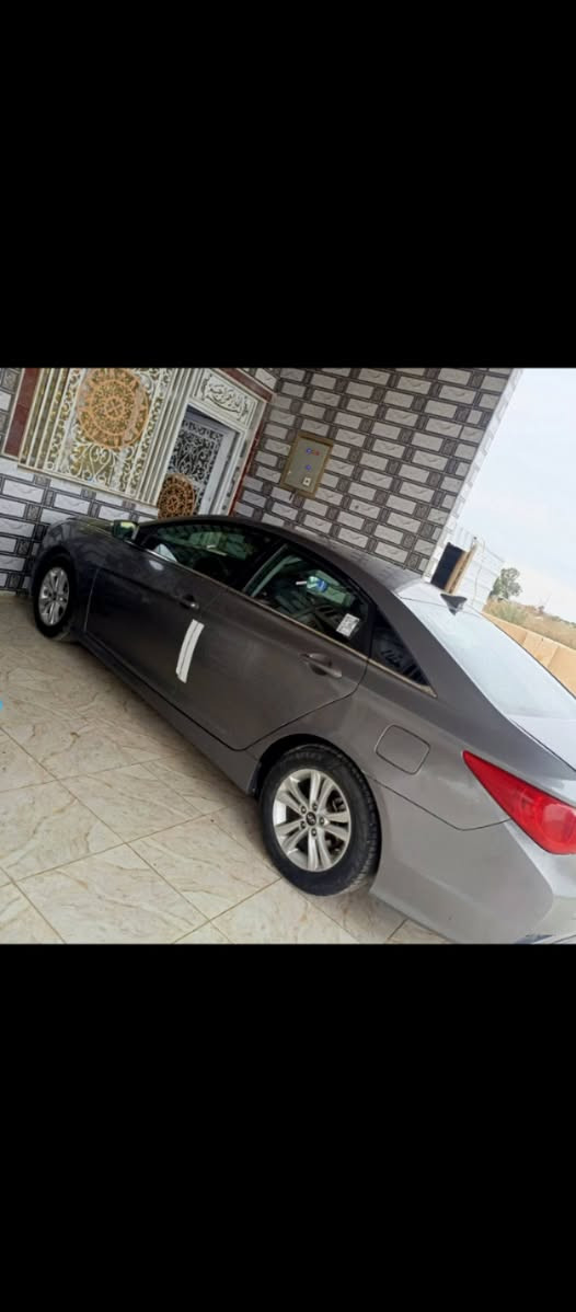 سوناتا موديل 14 رقم ذي قار مكان ميسان قضاء الميمونة سياره باسمي مشروع وطني  *********** 
السعر 95$ وبيه مجال
