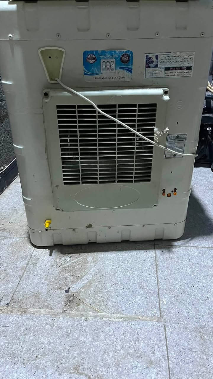 مبرده للبيع  نضيفه سعر ٧٥ ناصريه فداء
***********
