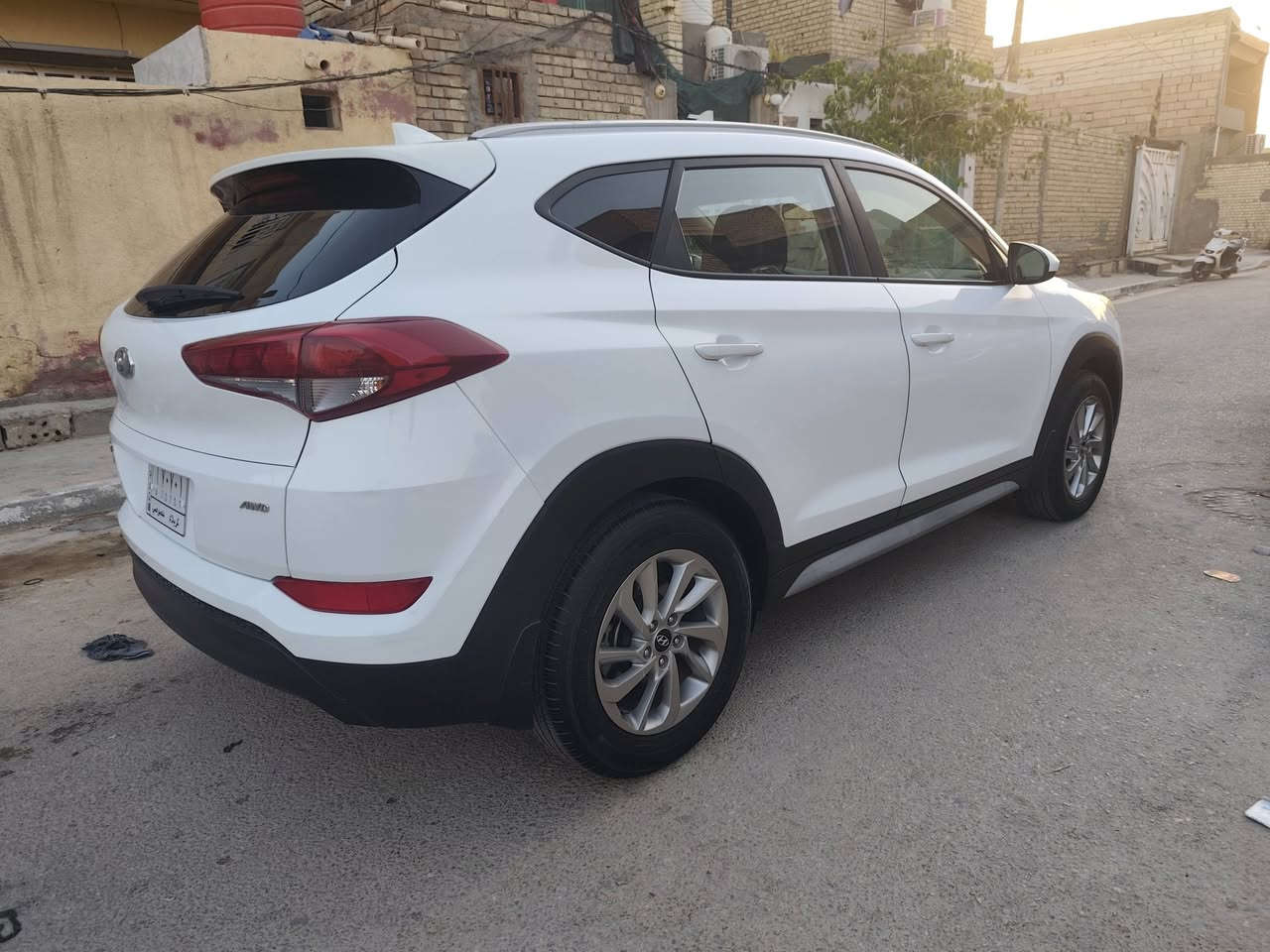 توسان 2018 امريكيه حادث فقط بنيد 
السونار موضح بلمنشور شوفه واتصل 
محرك 2000 مامفتوح 
السياره ماشيه 49 km 
رقم كربلاء ومكاني كربلاء 
                            السعر 148$ ورقه 
                ***********
