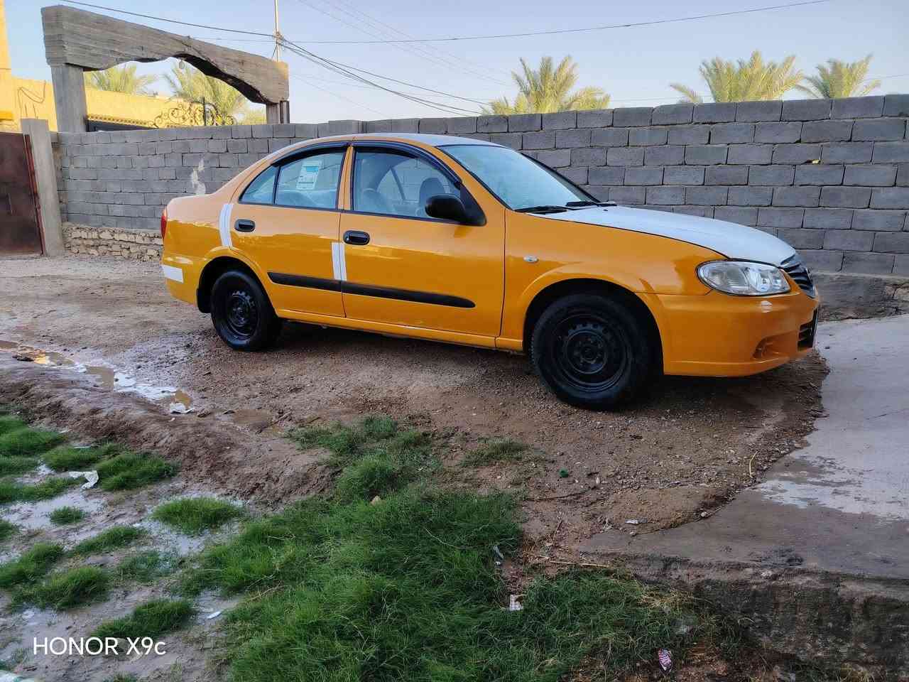 سني موديل 2011 محرك اسود رقم بغداد بيها ثلاث قطع صبغ والباقي مقفول السعر 67 وبيها مجال العنوان الانبار هيت ناحيه الفرات***********
