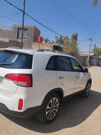 سورنتو ٢٠١٥ • رقم اربيل • مكينة ٢٤٠٠