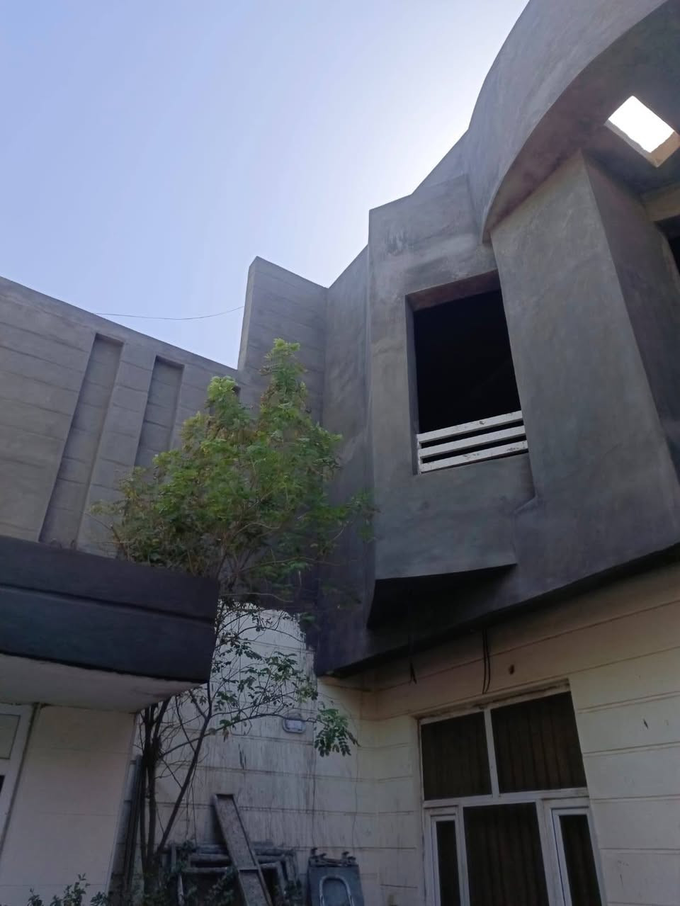 درجة اولى • جص وسمنت • فاضي حالين
