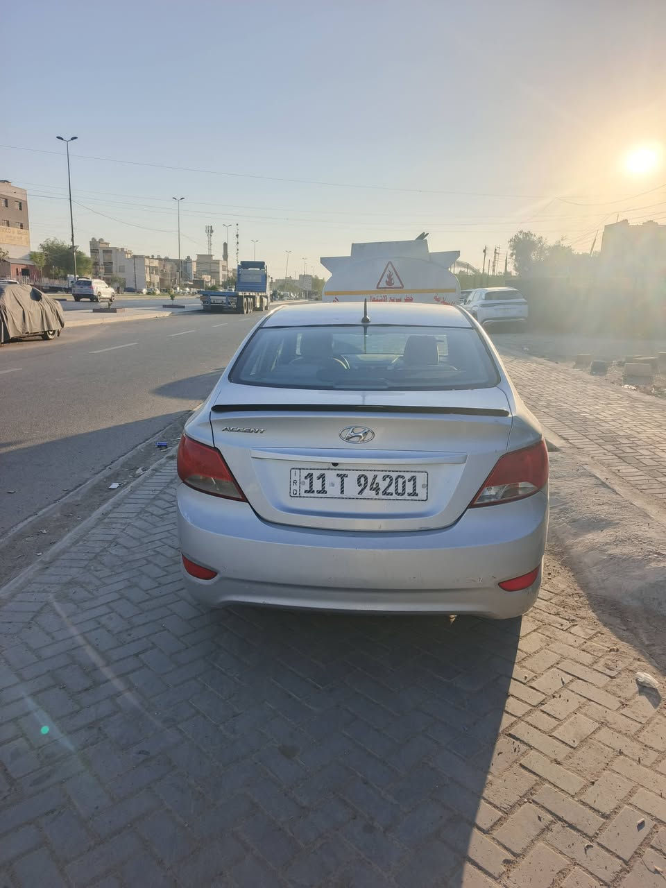 اكسنت  2016 خليجي بيهه طخات السعر 
80 ورقه مكاني بغداد حي الجهاد 
***********
مكلف بالنشر اي معلومات ما عندي اتصل
