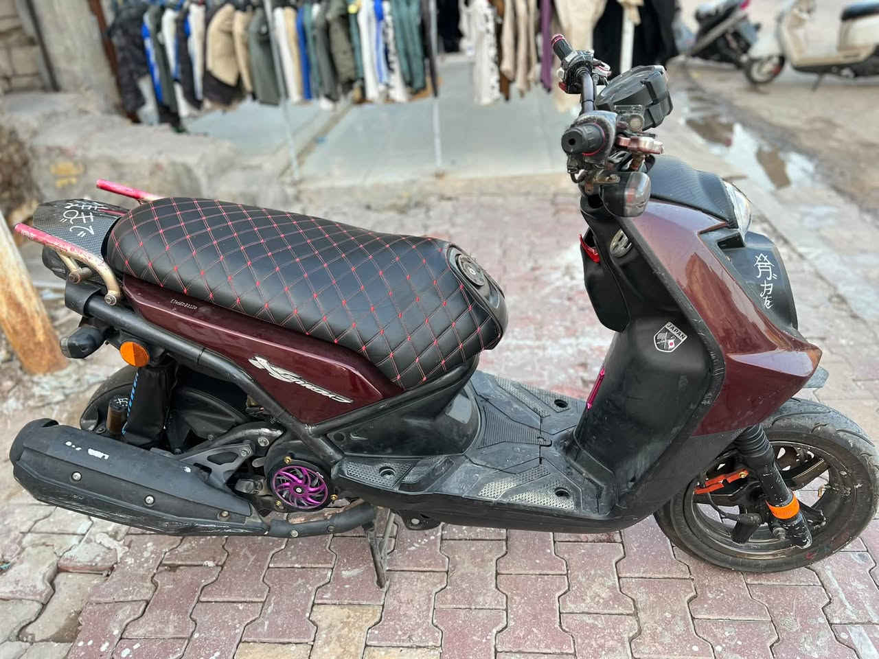 سلام عليكم سكنس جبلي للبيع كفاله عامه سعر مليون و 200 وبيها مجال قليل تصال *********** تصال فقط مكلف بل نشر اني
