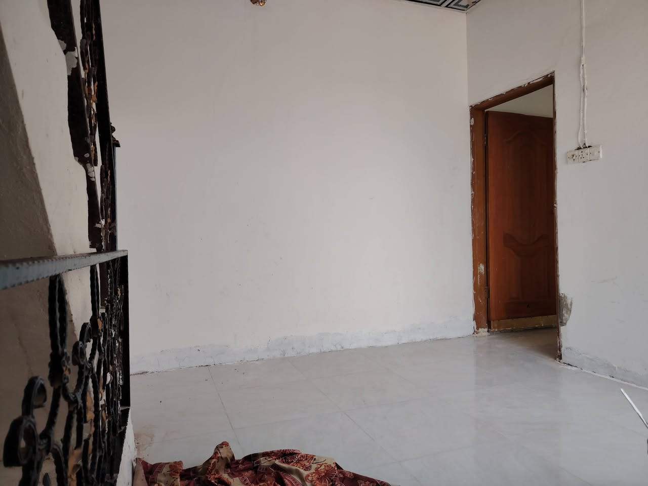 #ياالله
السلام عليكم بيت للبيع بحي ميسان بشارع شيوخ بالبدايه بالفرع مالت سكله العيساوي طابقين مساحه 75 السعر 33 بي مجال الاستفسار اكثر اتصل ع رقم ***********
