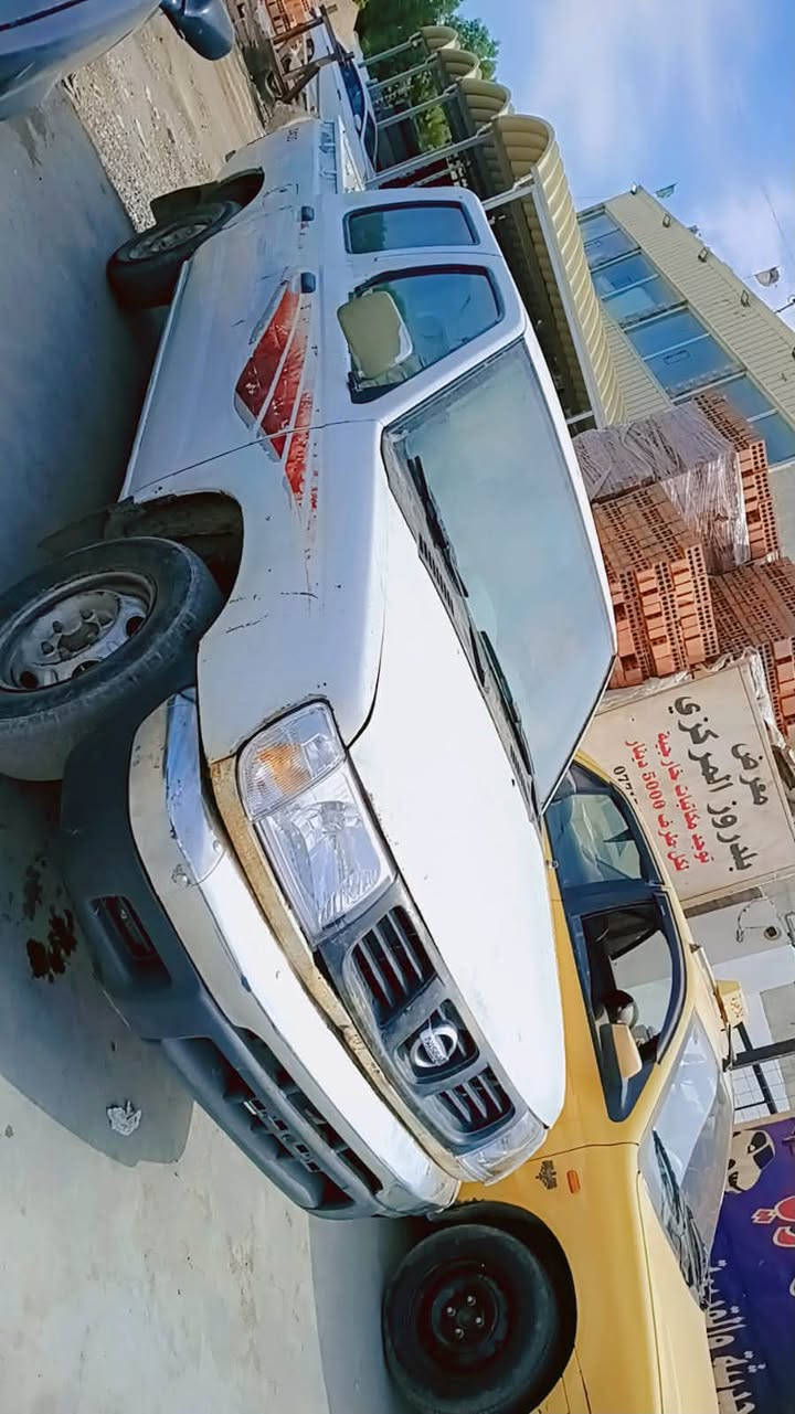 نيسان ٢٠٠٣ مزاد بدون صبغ كفاله محرك كير جدد بيع فقط السعر ٥٢ ورقه مجال حك الجيه فقط ديالى بلدروز الاستفسار ***********
