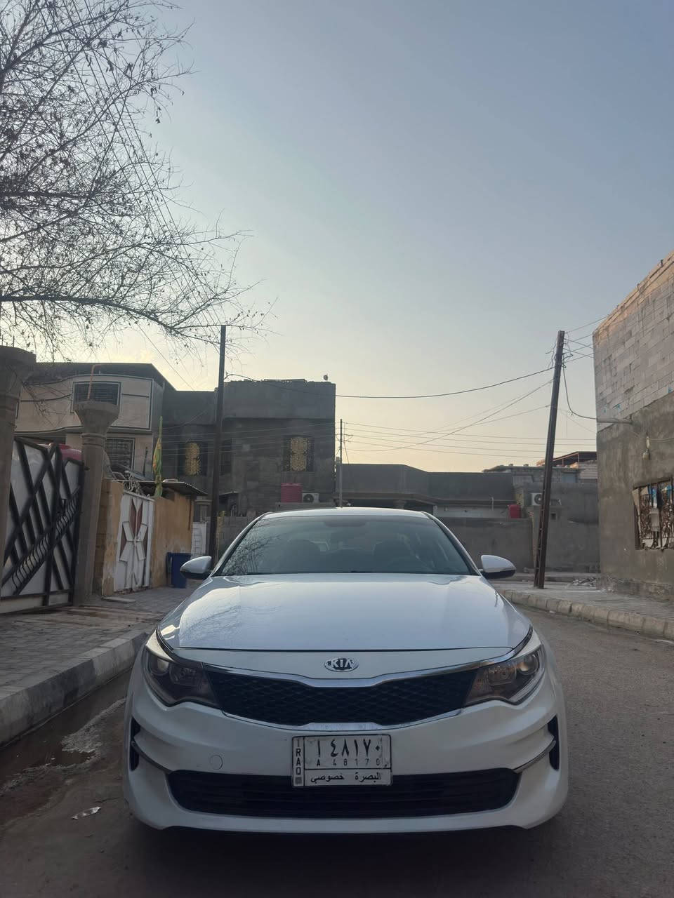 كيا اوبتيما للبيع وارد امريكا رقم بصرة باسمي سنوية منتهية ضربتهة دعامية امامية فقط ماواصلة للشاصي اوبيهه حالوب خمس نقط خفيفة ماتبين محرك gdi 2400 ماشية 150كم  مكان السيارة بصرة تنومة معروضة 125ورقة للتواصل ***********
