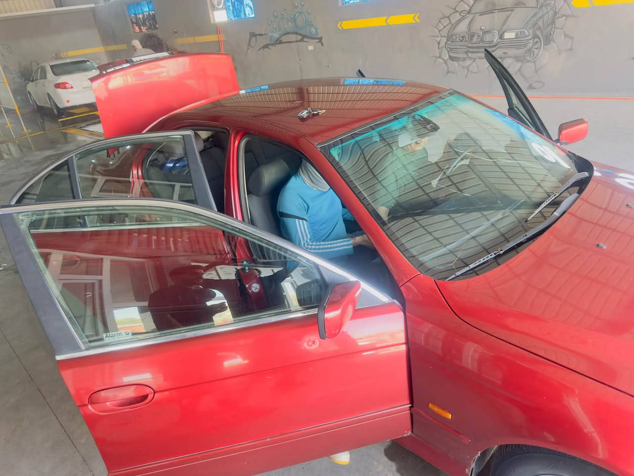 Bmw e39 2005 صقر
رقم صلاح الدين (بدون اضبارة)

محرك فانوس نظيف حيل

كير عادي 5 نمر

تبريد ثلج شرط اله اطفي من البرد

السيارة جاهزة مفولة احسن من الصور تحتاج دبل خلفي فقط

السعر 51 وبي مجال قليل 

اتصل ***********

او ع الخاص 

يرهم مراوس وفرق
