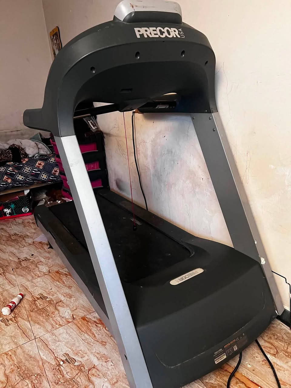جهاز جري بحاله جدا ممتازه واستعمال قليل جدا سعره الشراء مليون سعر البيع ع الخاص او اتصال ع ***********

