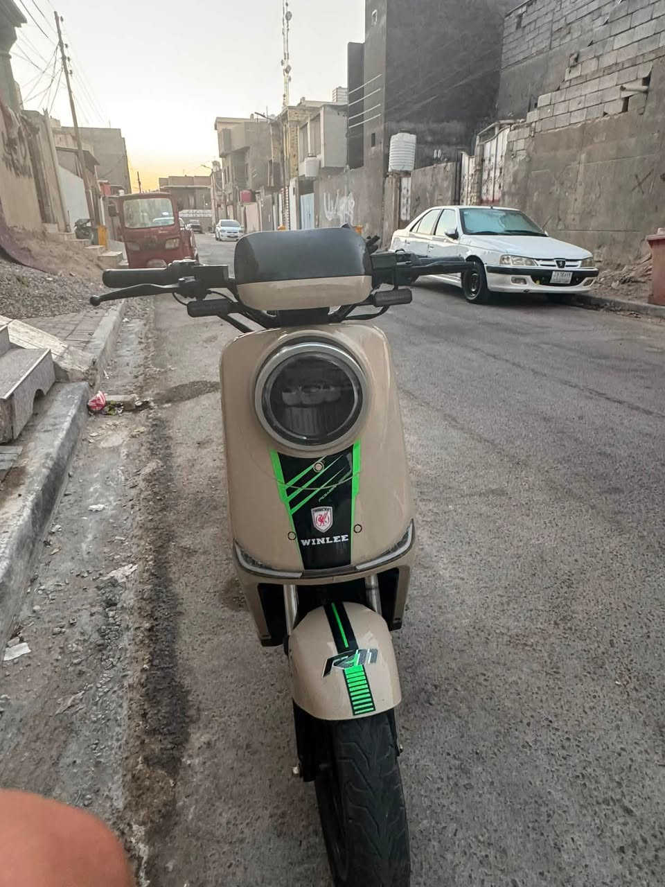 دراجة 11R جديدة جديدة بس نقصها واقي مال طين وبيهة كسر بل كفر البل حاضن كفالة من البوكة والملف والباتري بس تفحص يم اي مصلح اي شيء بيهة انا خادم من ببطاريات او ملف سعر ٥٠٠ وبيهة مجال مستعجل ومحتاج كلش الحد يكسر بل سعر 

الرقم.  ***********
